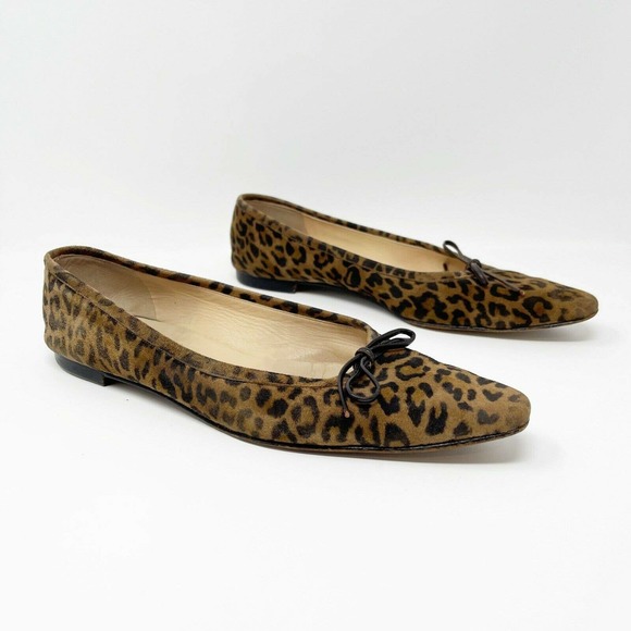 MANOLO BLAHNIK Slip On Leopard Suede Flats - Picture 4 of 9